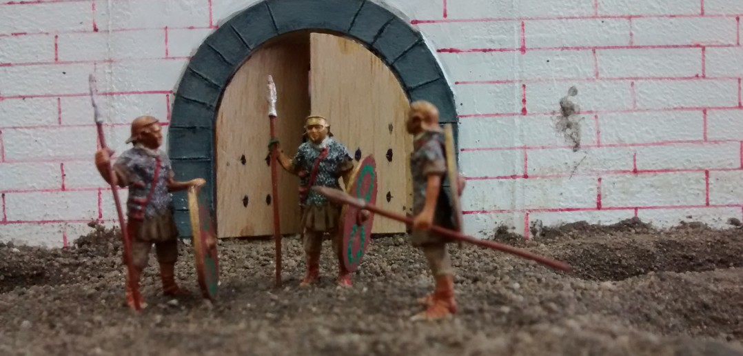 Diorama Römerkastell: 3 römische Legionäre als Wachen