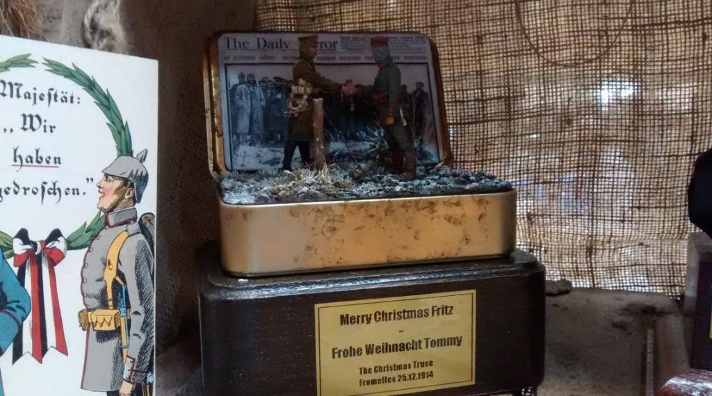 Merry Christmas, Fritz, Frohe Weihnacht, Tommy.