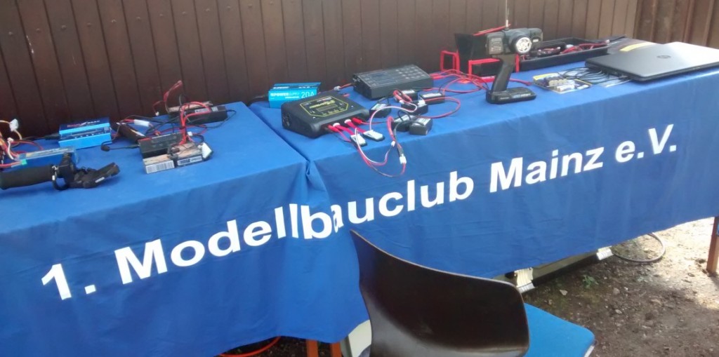 RC Car Racing am Tag der offenen Tür beim 1. Modellbauclub Mainz