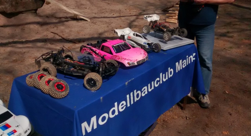 RC Car Racing am Tag der offenen Tür beim 1. Modellbauclub Mainz