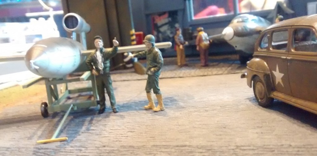 Fieseler Fi-103 V1 auf dem Diorama "Amerikaner auf Beutezug"