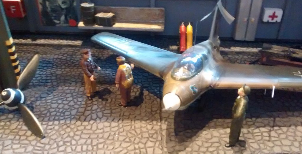Messerschmidt Me 163 Komet auf dem Diorama "Amerikaner auf Beutezug"