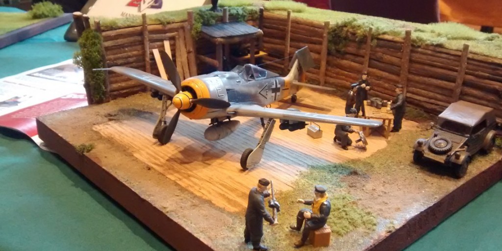 Diorama Focke-Wulf FW 190 auf Feldflugplatz