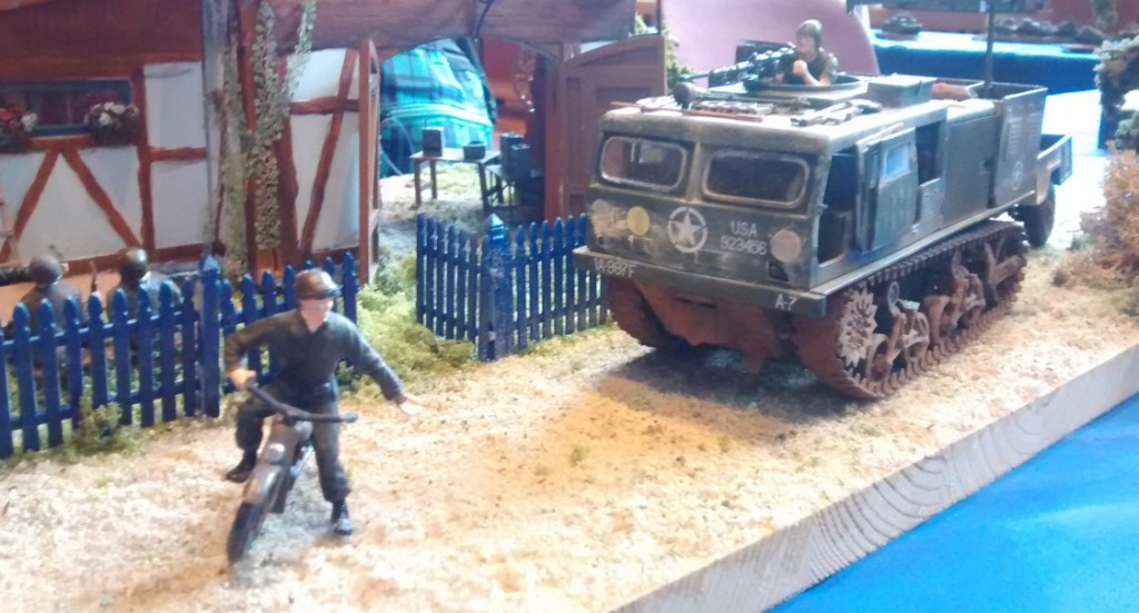 Diorama mit dem US-Artillerietraktor M4 High-Speed-Tractor