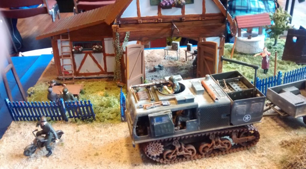 Diorama mit dem US-Artillerietraktor M4 High-Speed-Tractor