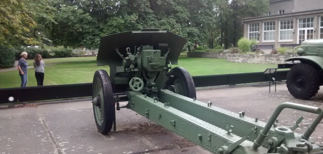 122mm-Haubitze M-30 im Deutsch-Russischen Museum in Berlin-Karlshorst