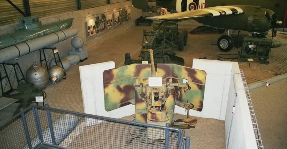 Noch immer 2004â€¦. Kleinst-U-Boot-Biber, B-25 Mitchell, 20mm-Flak