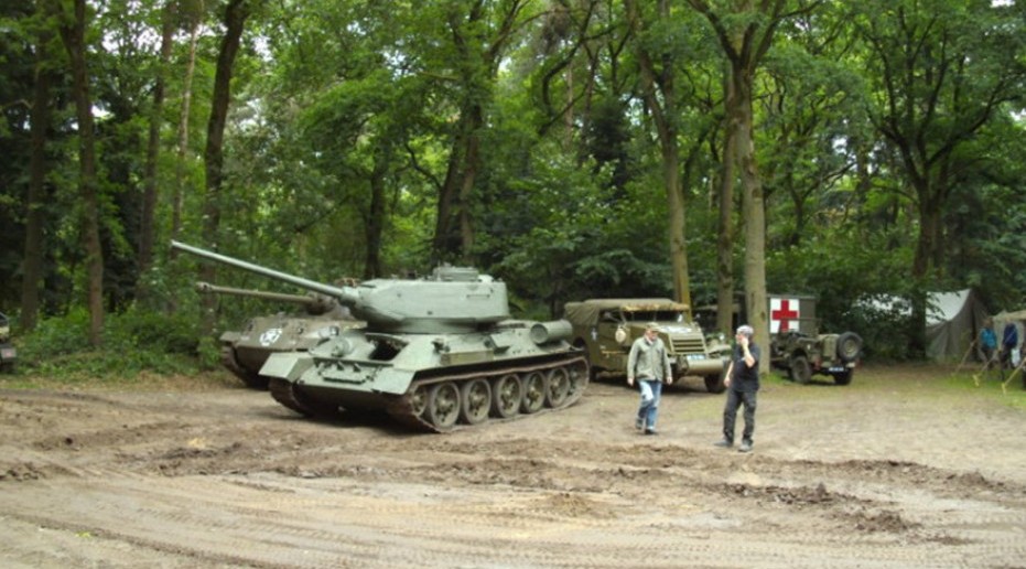 T-34/85 auf dem Santa-Fe-Reinactment-Event 2013