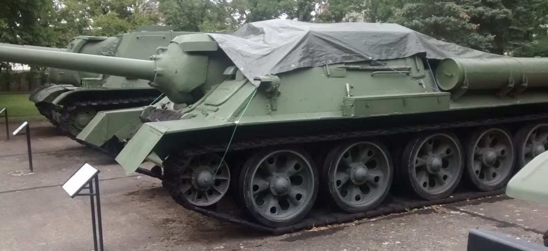 Jagdpanzer SU-100 im Deutsch-Russischen Museum in Berlin-Karlshorst