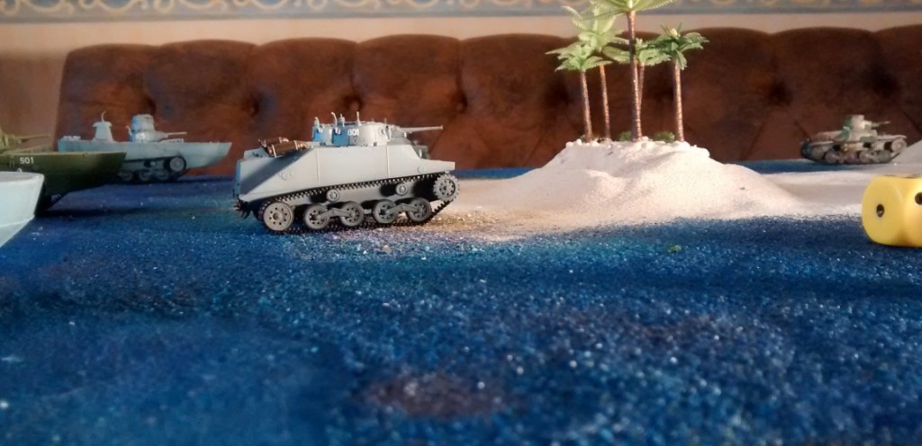 Prototyp der bespielbaren Dioramenplatte "Schlacht um Wake Island" mit beispielhaft aufgestellten Typ 97 Chi-Ha,  Type 95 Ha-Go, Type 2 Ka-Mi mit und ohne Ponton