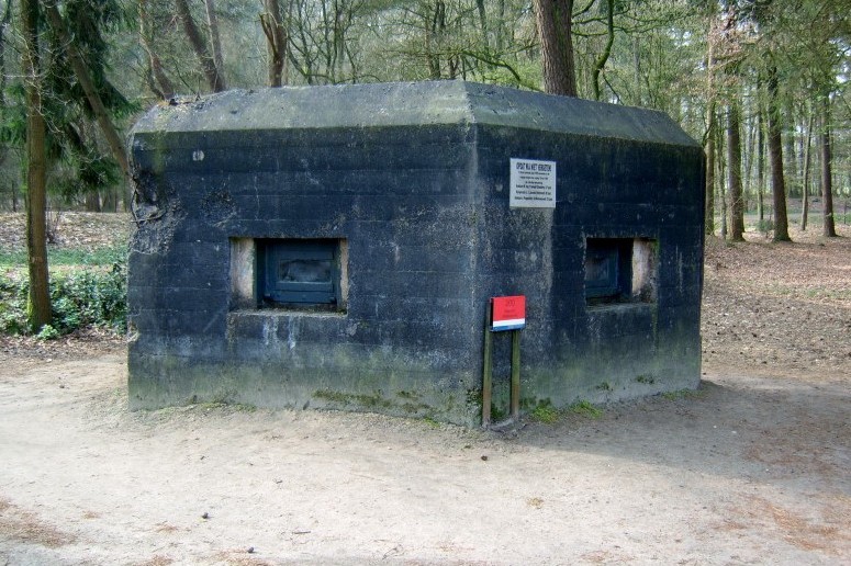 "Kazemat 95 S" von der Maaslinie, der Bunker aus dem Oorlog Museum in Overloon.