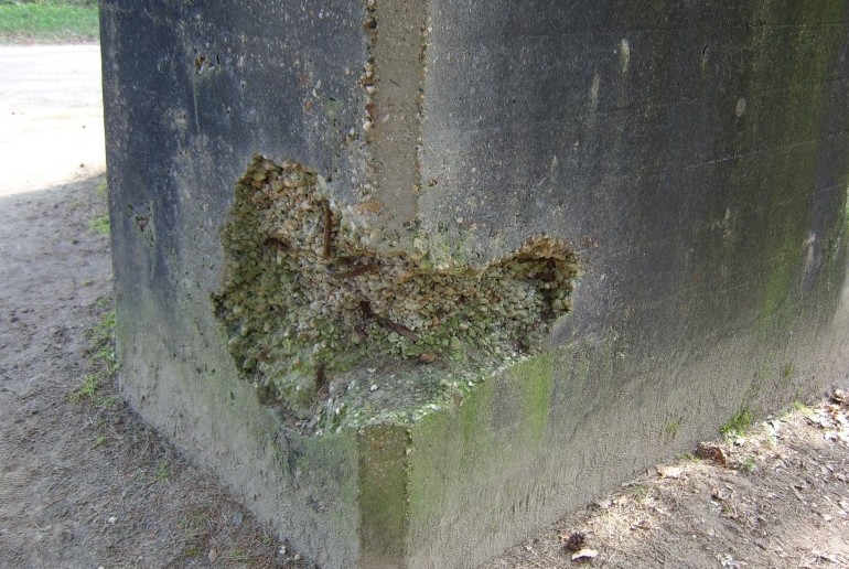 "Kazemat 95 S" von der Maaslinie, der Bunker aus dem Oorlog Museum in Overloon.