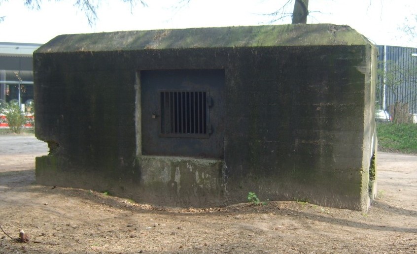 "Kazemat 95 S" von der Maaslinie, der Bunker aus dem Oorlog Museum in Overloon.