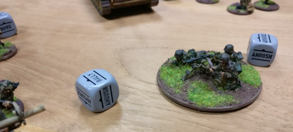 Das MG-Team der deutschen Bolt Action Armee gefällt mir gesonders gut. Von PSC habe ich in 20mm die German Heavy Weapons. Ich glaubem die packe ich am Weekend aus und pinsle...