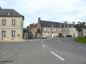 Der gleiche Ort in der Normandie, fotografiert in der Gegenwart.