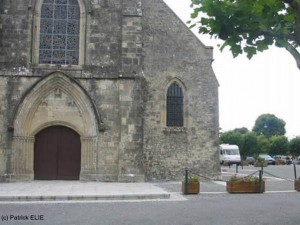 Der gleiche Ort in der Normandie, fotografiert in der Gegenwart.