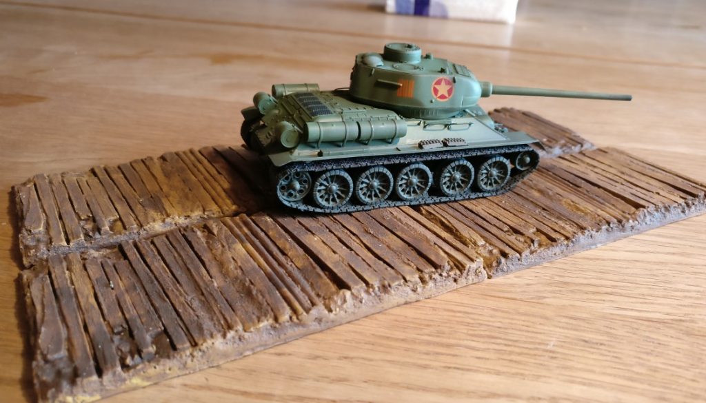 Hier ein T-34/85 der Südvietnamesischen Armee ARVN.