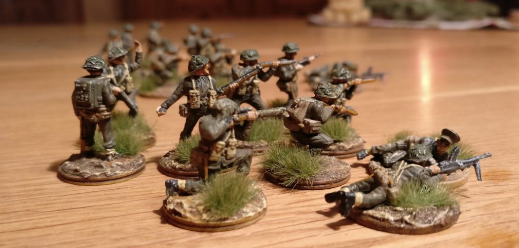 Erinnerungsfoto. Plastic Soldier Company Set WW2020002 Late War British Infantry 1944-45