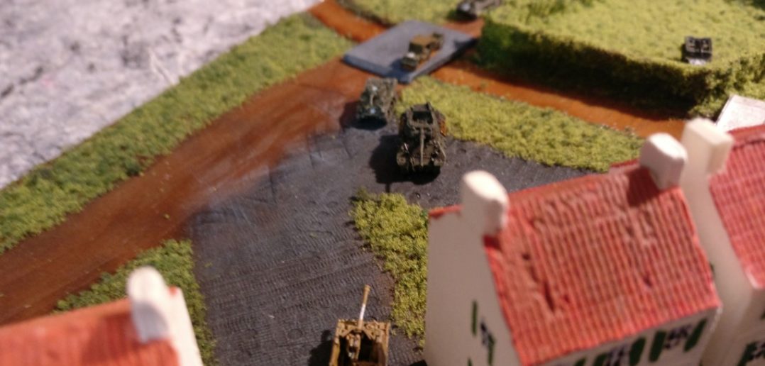 Auch der Marder II beteiligt sich an der Battle am Ortseingang. Er nimmt sich den M36 Jackson und den M5 Stuart vor.