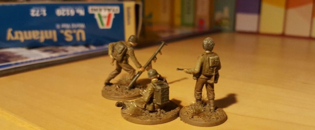 Hier drei fertig gebasete und bemalte Figuren aus dem Italeri Set 6120 U.S. Infantry von Max. (#1)