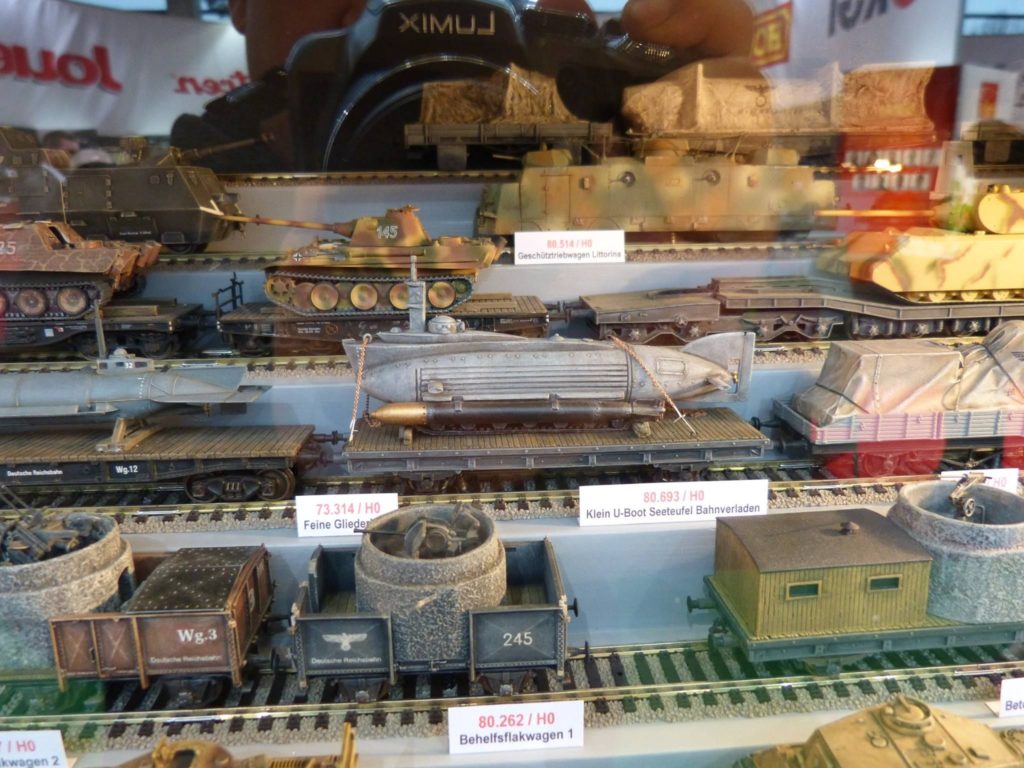 Jede Menge geile Scheiße für den "War on rails" auf der Spielwarenmesse Nürnberg