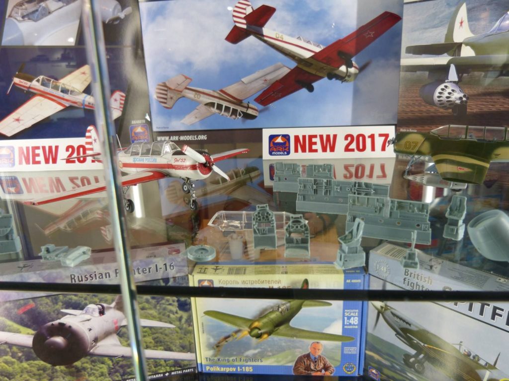 Weitere Neuheiten wie die Polikarpov I-185 in 1:48 oder der Jäger I-16 von ARK Models aus Moskau auf der Spielwarenmesse Nürnberg