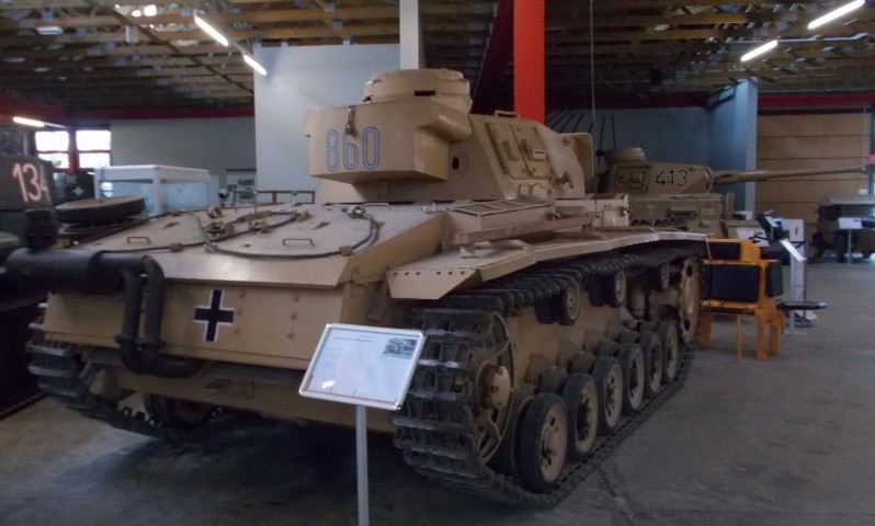 PzKpfw III Ausf. M (Sd.Kfz. 141/1) "Marlene" im Panzermuseum Munster.