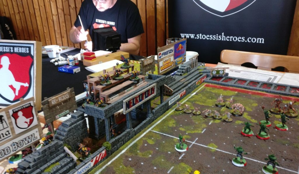 Spieltisch Bloodbowl auf der Ad Arma Convention 2017