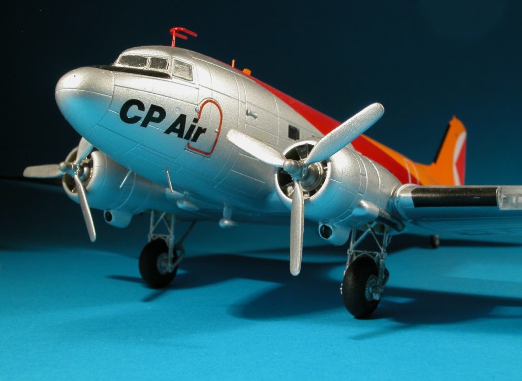 Der Italeri-Bausatz der DC-3/C-47 diente als Basis für dieses Modell. 