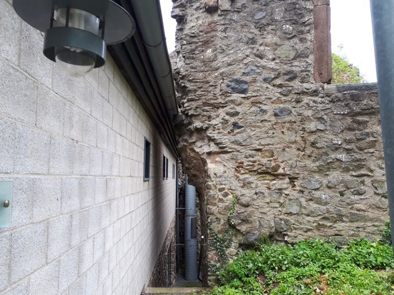 Eindrücke von der Jugendburg Hohensolms bei Gießen, dem ort des Geschehens am Bastel- und Bemalwochenende der Unikörner.