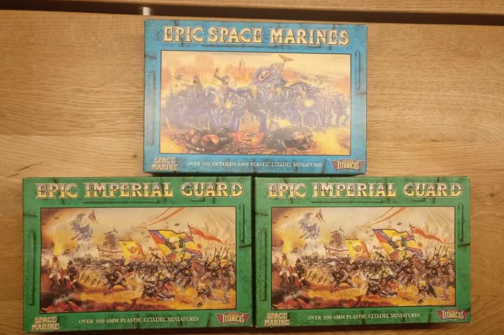 EPIC 40K Imperial Guard Infantry und Space Marines: Drei Boxen feinste 6mm-Figuren quittierten den Dienst in der Sturmi Army noch vor ihrer Einkleidung.