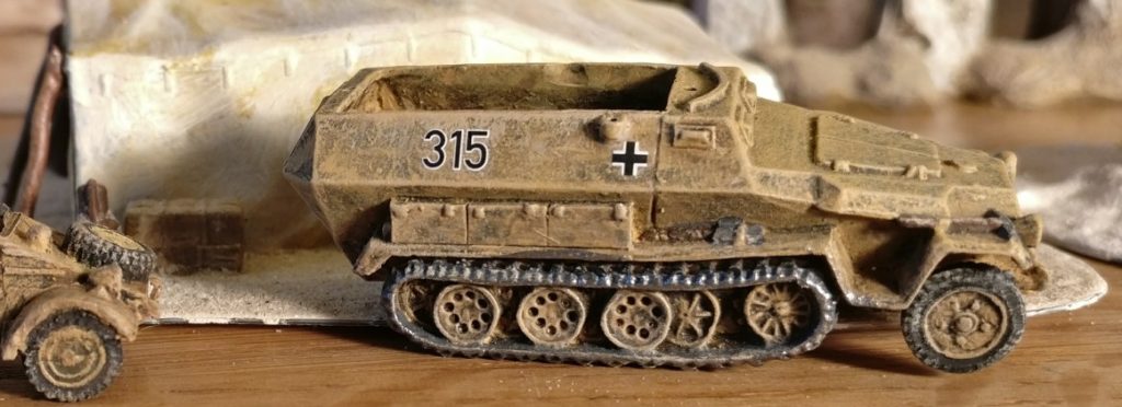 Das Sd.Kfz. 251/1 des DAK Afrikakorps für meine 15mm-PBI-Armee / Poor Bloody Infantry