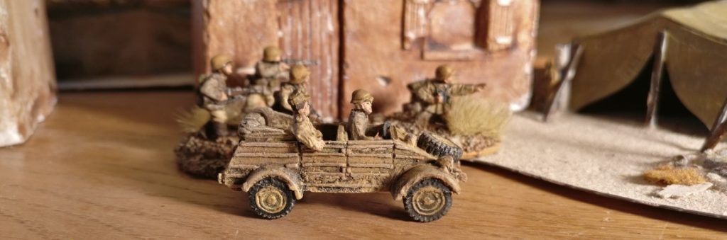 Der VW Typ 82 Kübelwagen des DAK Afrikakorps für meine 15mm-PBI-Armee / Poor Bloody Infantry