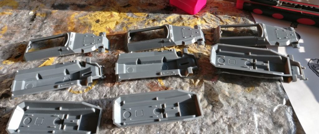 Die Plastic Soldier Bausatzbox liefert 3 Gussrahmen. Es werden also drei Schützenpanzerwagen Sd.Kfz. 251/1 Ausf. C werden.