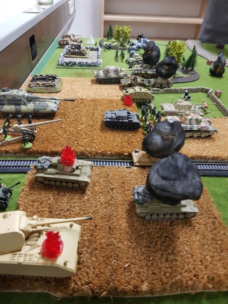 Front 46, Krieg der Welten: Das Fantasy-Game "WW2-Kampfzone" von Udo Zipelius wurde am Weekend bei den Ad Arma in Hassloch zelebriert.