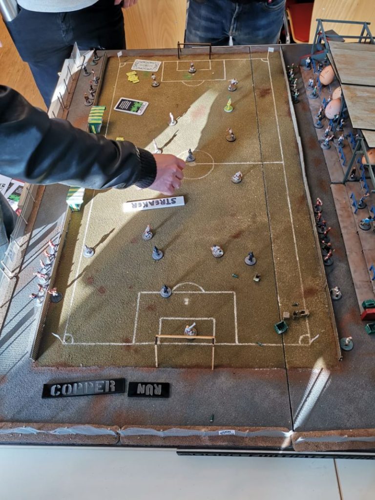 AGGRO: Spieltisch Streakers Run auf der Tactica Hamburg 2019