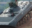 Panzer fahren! Mit dem BMP-1 und SPW 40P2 durchs Gelände heizen!