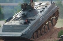 Panzer fahren! Mit dem BMP-1 und SPW 40P2 durchs Gelände heizen!