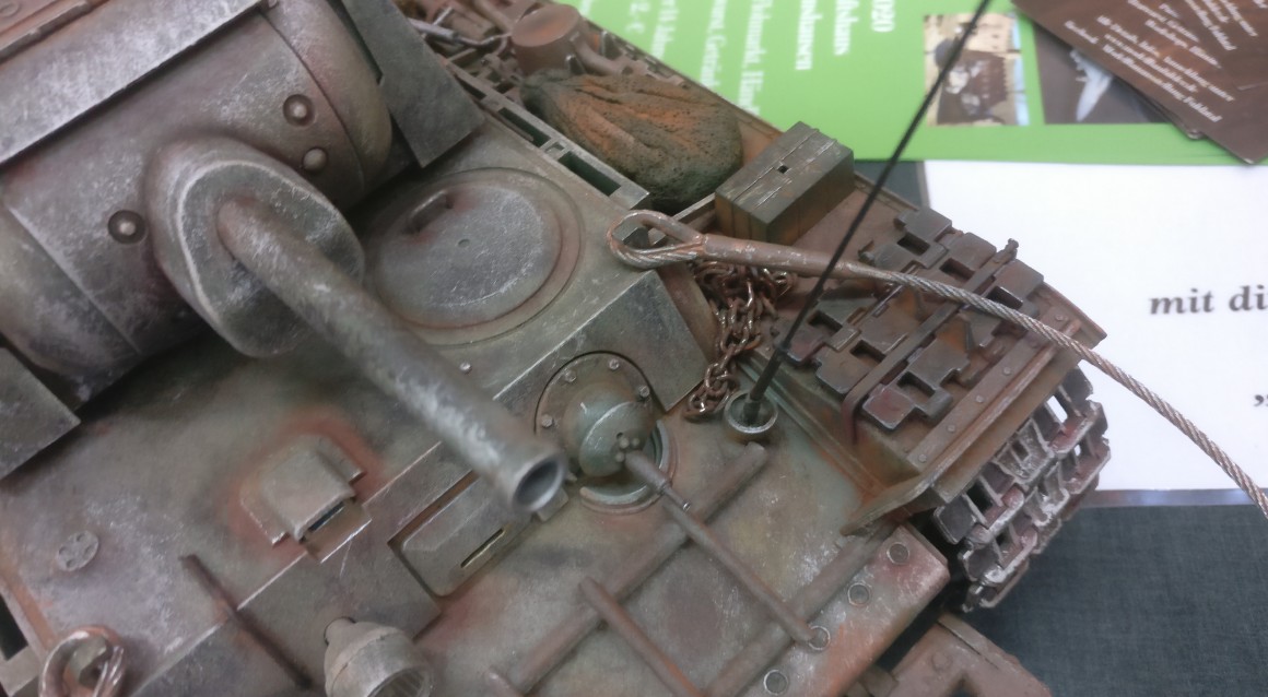 Kampfpanzer KW-1 mit MInenräumvorrichtung der Roten Armee. Weathering und Verwitterung des Modells. Auf der 30. Jubiläum Modellbauausstellung des PMC Main-Kinzig in Gelnhausen-Meerholz am 5. Oktober 2019