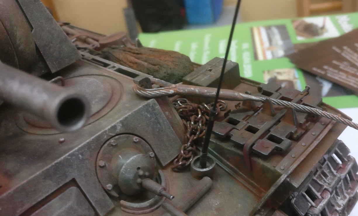Kampfpanzer KW-1 mit MInenräumvorrichtung der Roten Armee. Weathering und Verwitterung des Modells. Auf der 30. Jubiläum Modellbauausstellung des PMC Main-Kinzig in Gelnhausen-Meerholz am 5. Oktober 2019