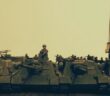 SU-100 und M4 Sherman von Tanks im Sonderangebot