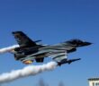 Die Nilkheim Air Show auf dem Areal der Nilkheim Military Facilities unweit der Nilkheimer Werft.