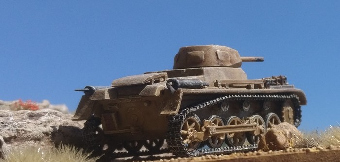 Ein Flamm-Panzer I des 5. Panzer-Regiment der 5. Leichten Division am 1. Mai 1942 beim Vorstoß auf Tobruk bei Ras el Medauuar.