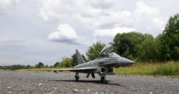 Eurofighter auf Flugfeld Nilkheim gelandet!