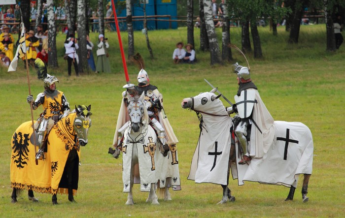 Die Schlacht bei Tannenberg (im Polnischen als Bitwa pod Grunwaldem, Schlacht bei Grunwald sowie litauisch als Žalgirio mūšis bezeichnet ) ist Gegenstand von Reenactments. (Foto: shutterstock - Bogdan Wankowicz)