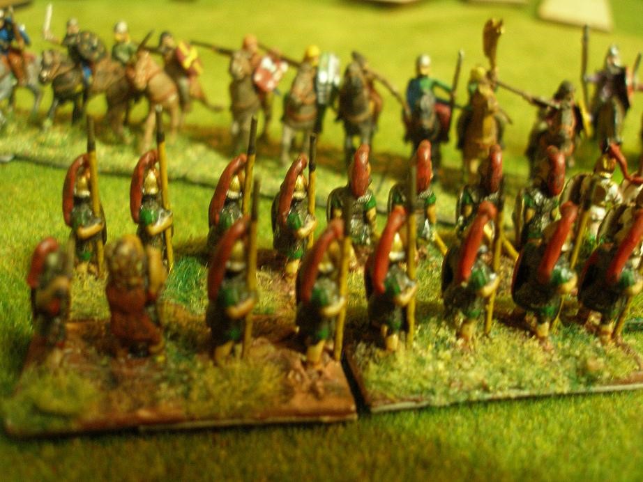 Linke Karthagische Flanke, 13:30 Uhr.., nach erbittertem Kampf können sich die punischen Veteranen gegen die angreifende Reiterei behaupten, und so die Lage ein wenig entspannen...