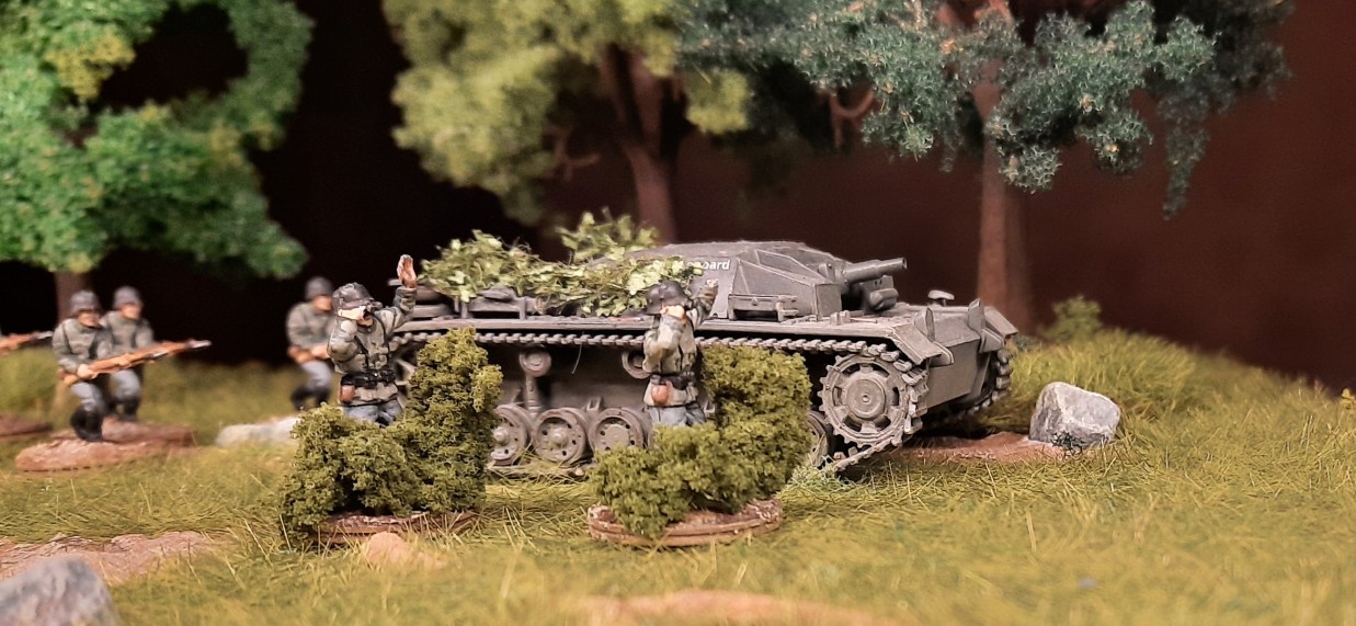 Erster Einsatz im Feld - naklar mit StuG III.