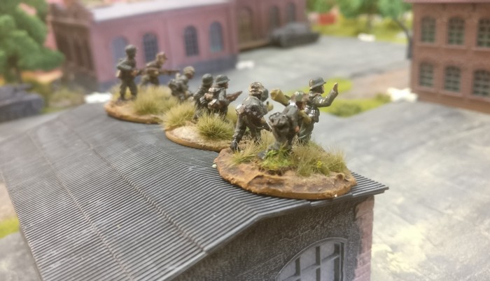 Das 2. Platoon auf der rechten Flanke. 