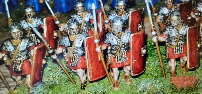 Kann man da wiederstehen? 24 "Early Imperial Roman Legionaries Advancing" von Victrix". Perfectly painted!