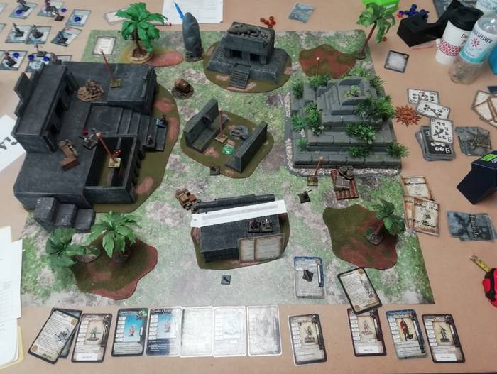 Schnappschuss: Spieltisch vom Freebooters Fate Turnier in unserem Vereinsheim (Asgard Aschaffenburg, Nilkheim)